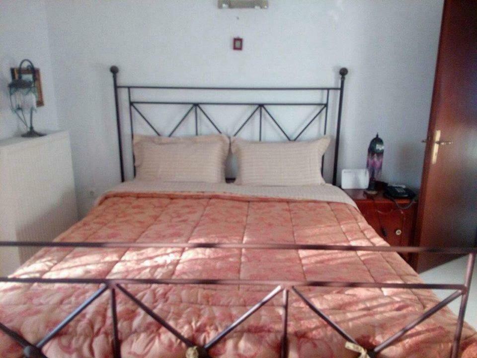 Spiti Me Thea Guest House Filiatra Exterior photo